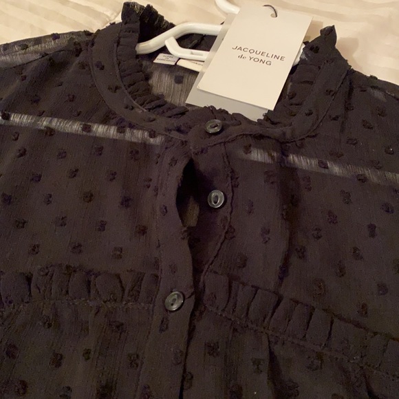 NEW Jacqueline de Yong Sheer blouse with polka dots - Picture 3 of 5